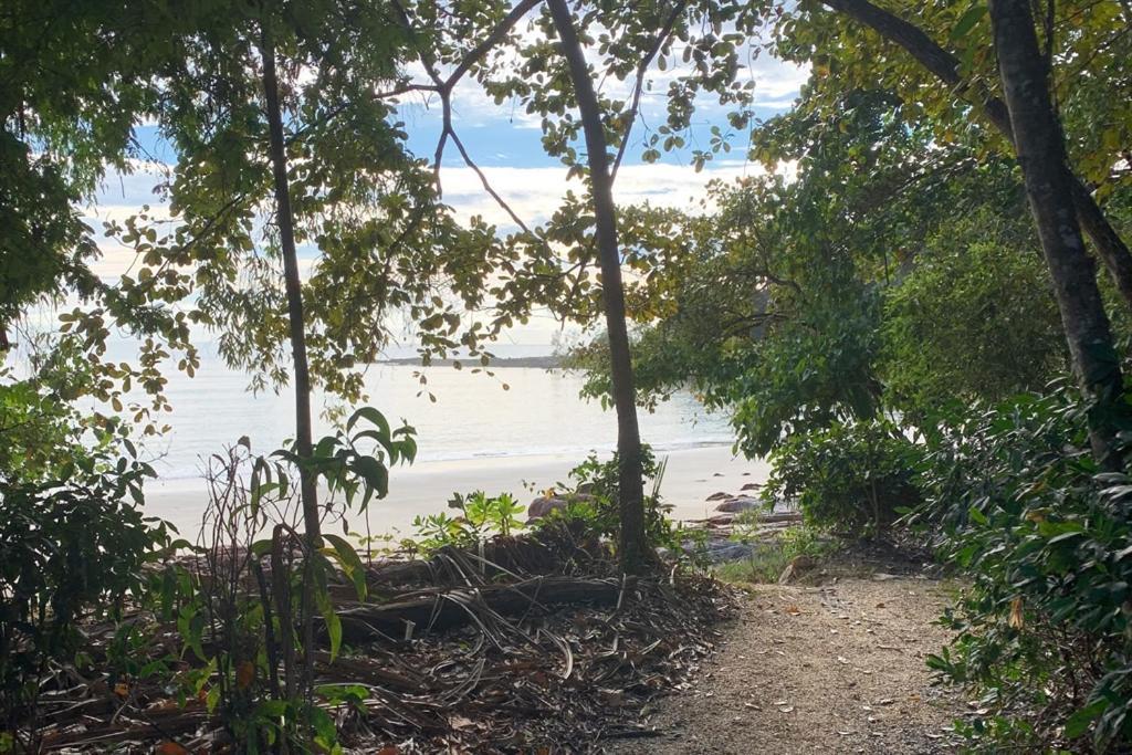 Beachfront Peace Cabin Oak Beach Bagian luar foto